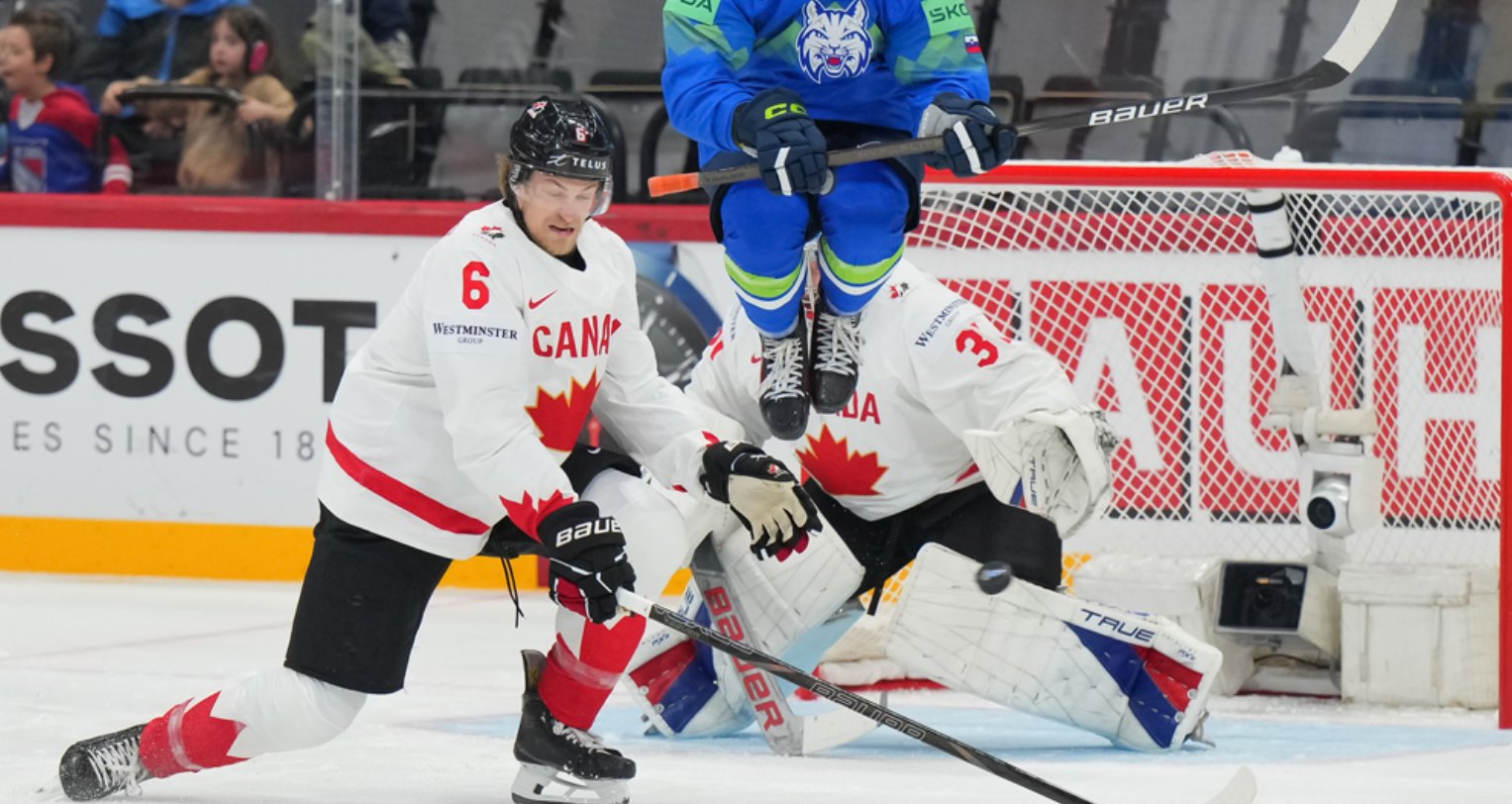 Le Canada commence le championnat du monde en force