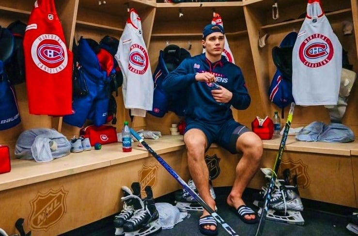 Juraj Slafkovsky tente d'imiter le style de jeu d'un joueur vedette de la LNH