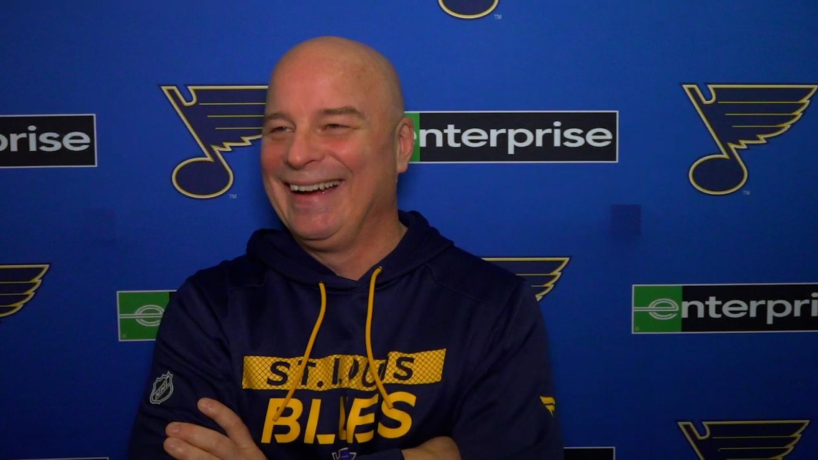 Renvoyé, mais en route vers le Jack Adams ? Jim Montgomery pourrait écrire l'histoire