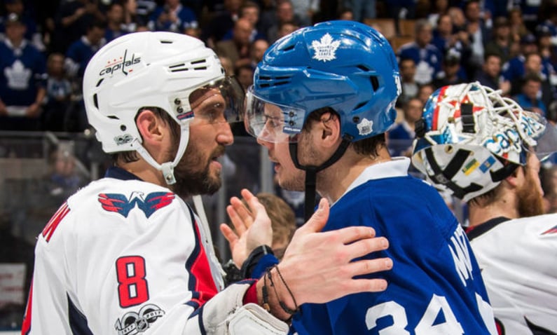 Auston Matthews a de l'avance sur Alex Ovechkin au même âge
