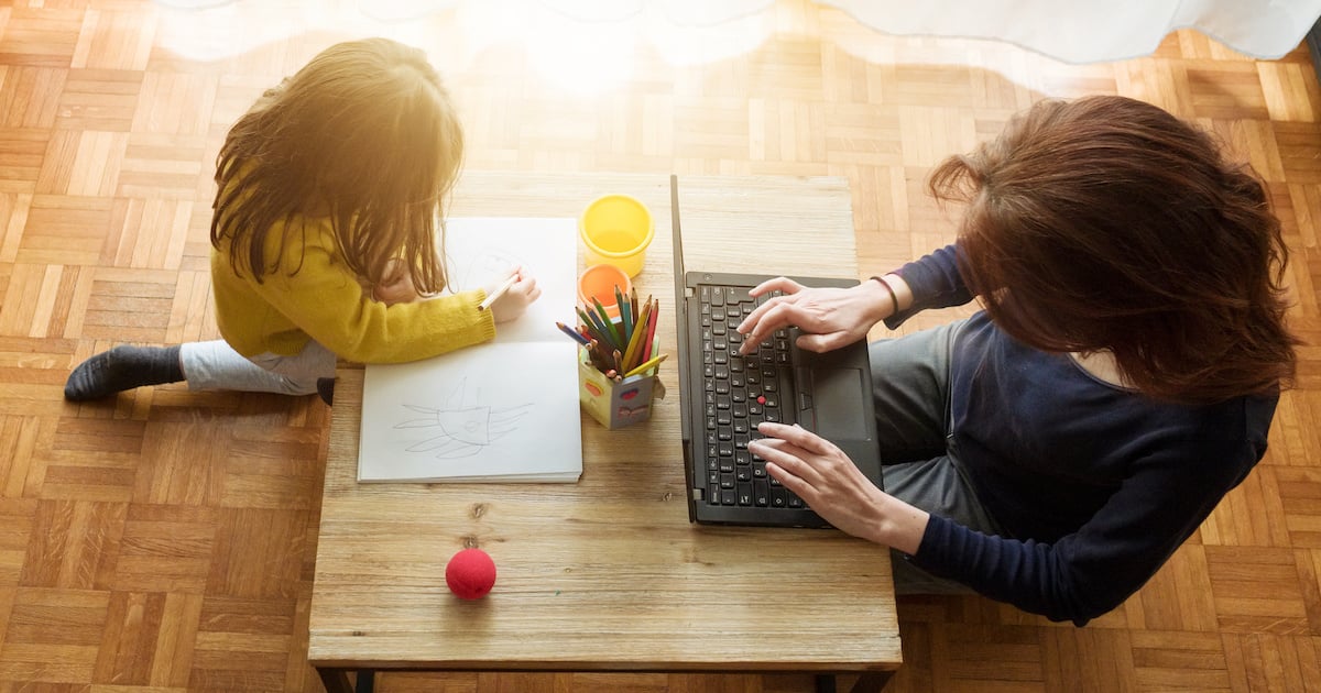 Selon la recherche, être maman équivaut à avoir 2,5 emplois