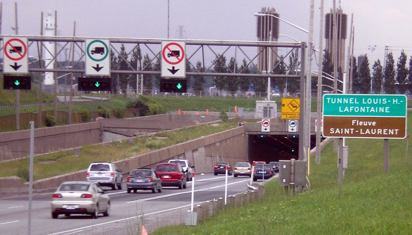 Fermeture complète du tunnel Louis-Hippolyte dans les deux directions 