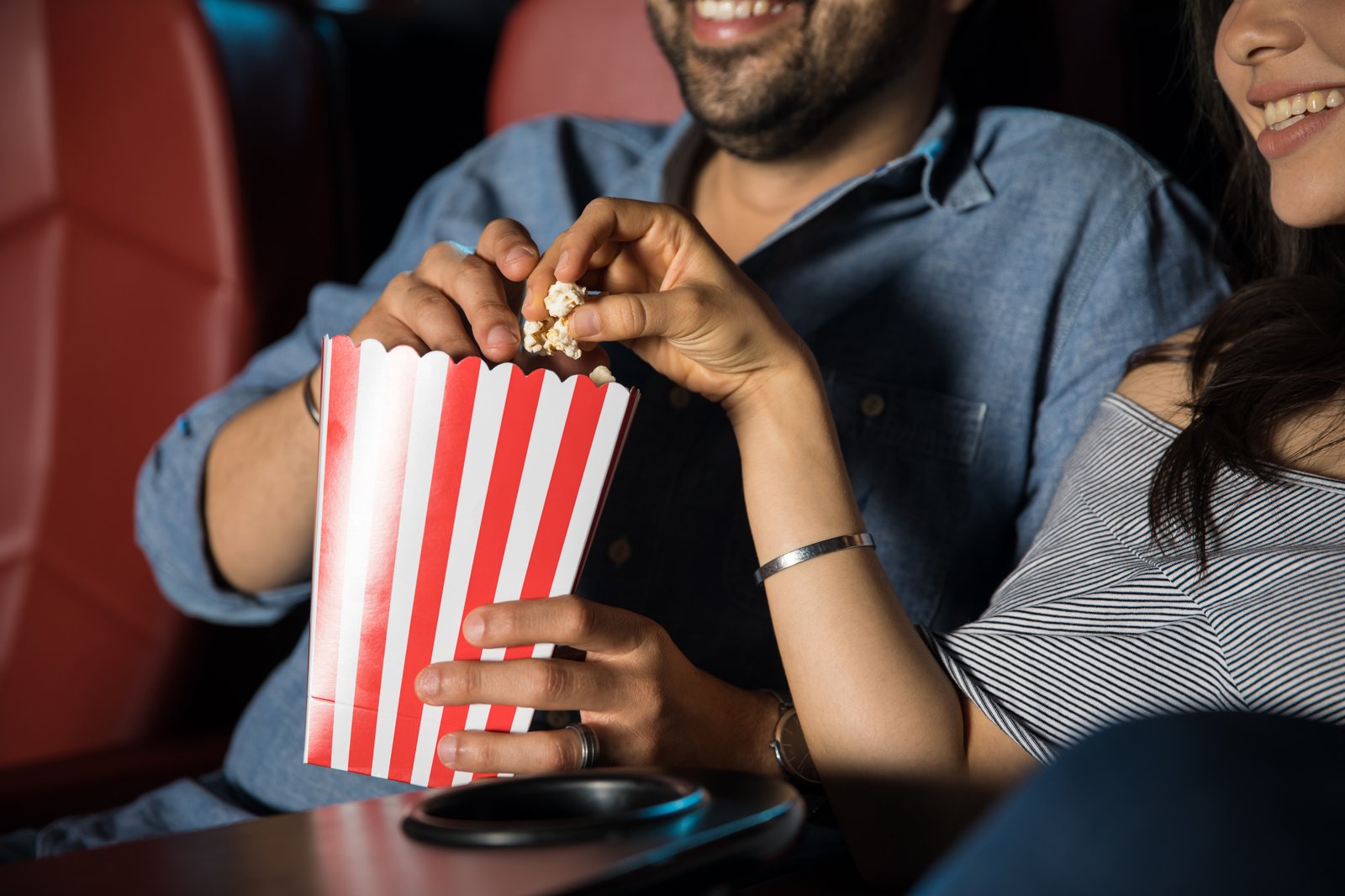Portez bien attention au prix quand vous achetez votre pop-corn au cinéma.