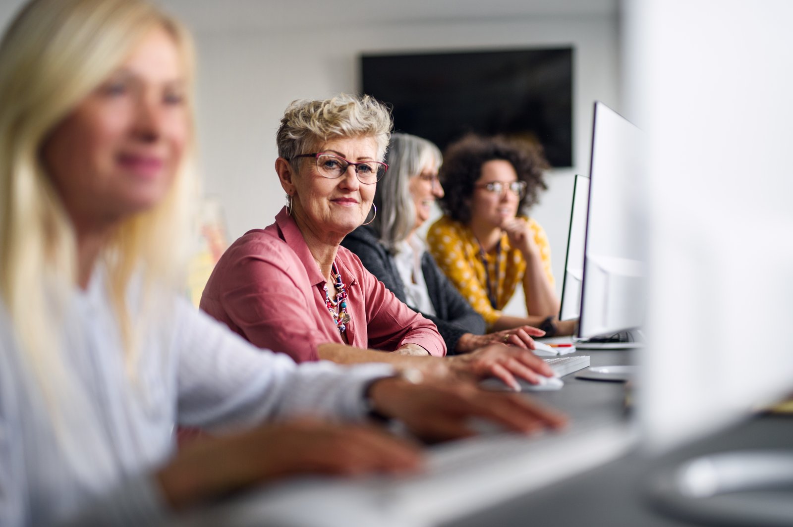 Les retraités, la solution pour la crise de l'emploi? 