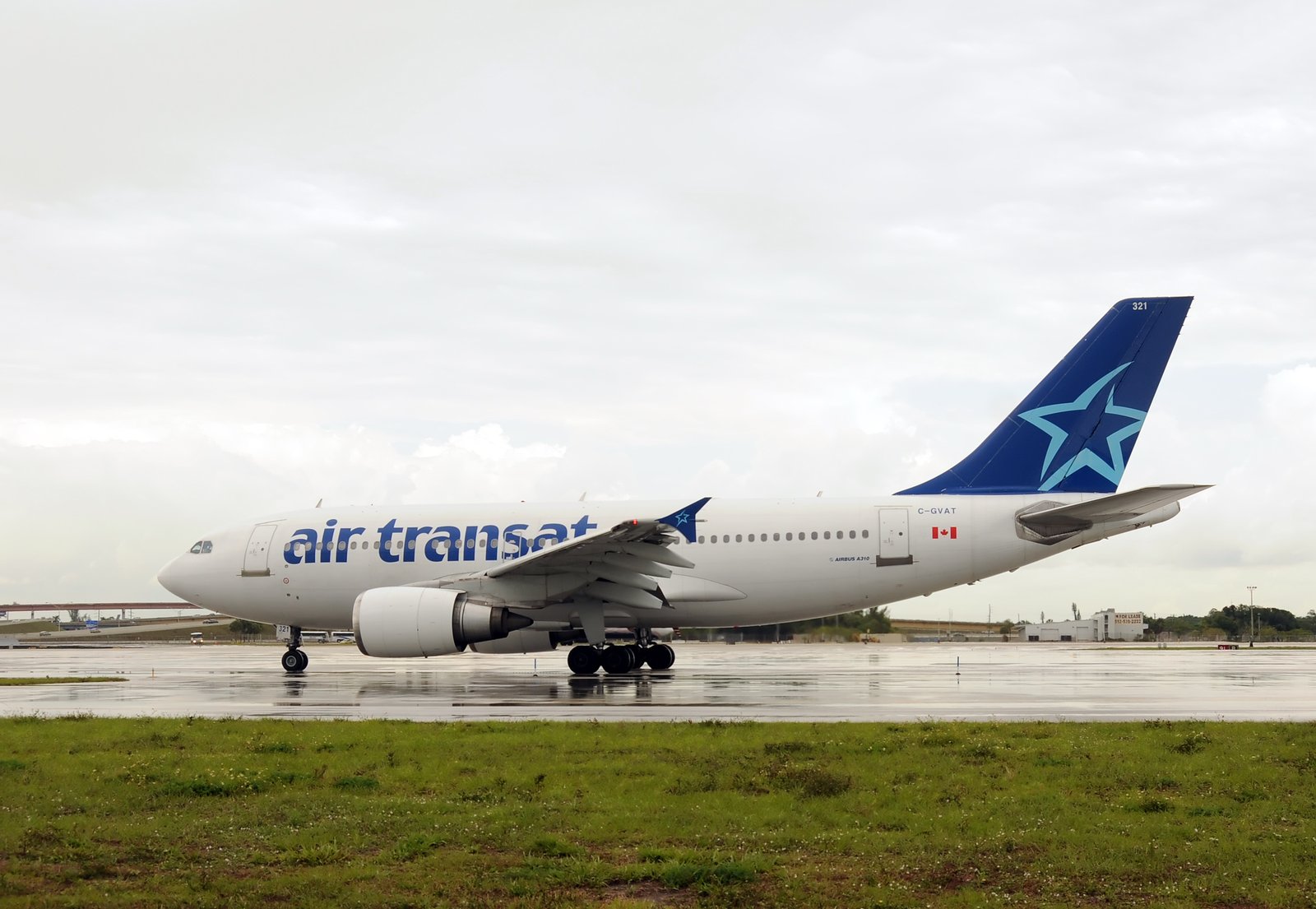 Une grève pourrait être déclenchée chez Air Transat et ça pourrait gâcher les vacances de bien des Québécois