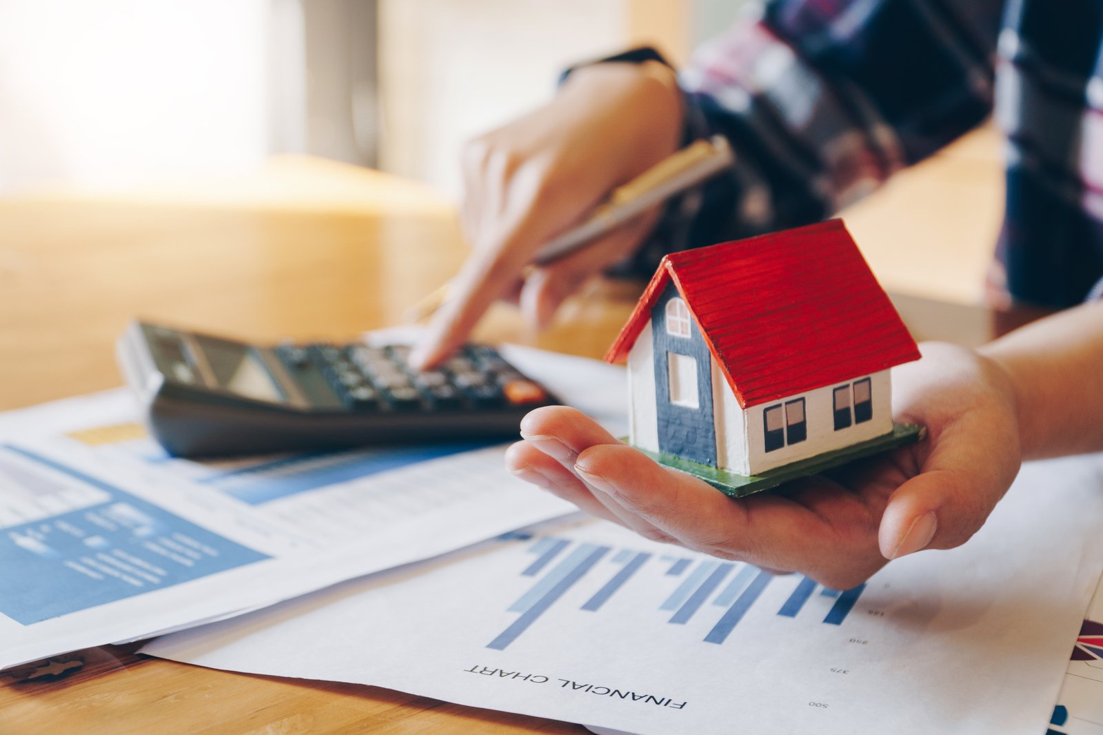 Baisse de ventes de propriétés, mais pas encore de retour à la normale