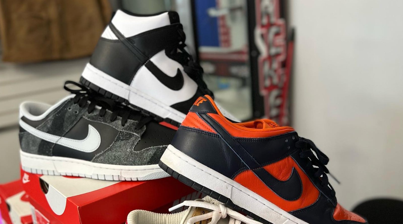 Un Québécois de seulement 19 ans gagne sa vie en vendant des chaussures rares