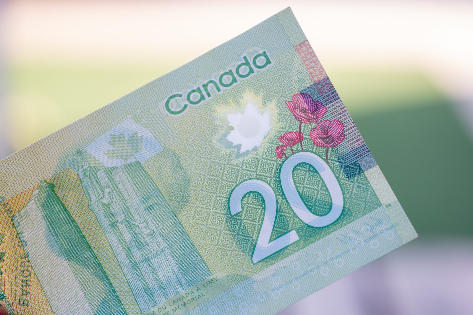 Voici ce qui va arriver aux billets de banque à l'effigie d'Élisabeth II