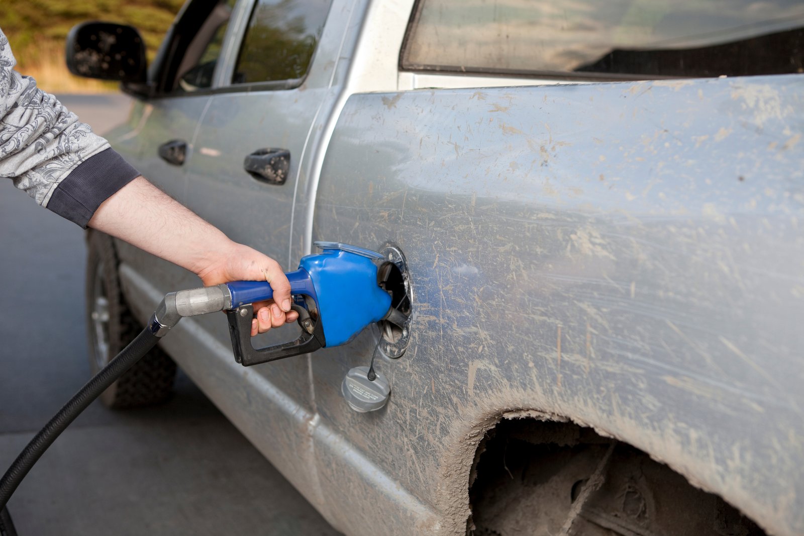 Même si le prix de l'essence monte, les chauffeurs de pick-up en veulent toujours un