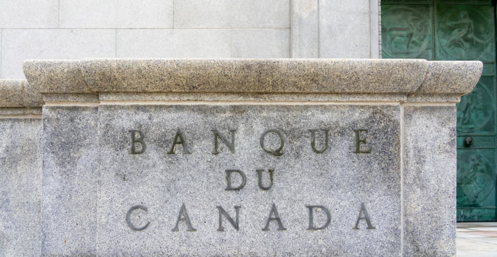 Les experts se prononcent concernant la décision que prendra la Banque du Canada avec le taux directeur