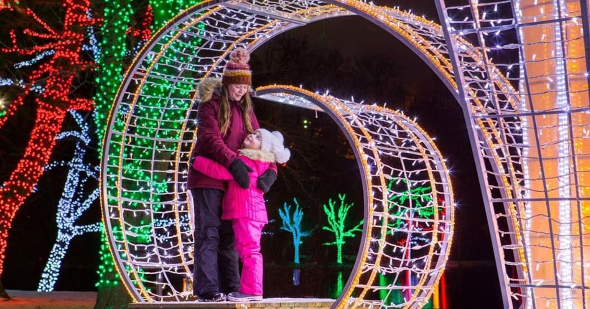 Vous allez être émerveillé par ce parcours lumineux qui respire la magie de Noël 