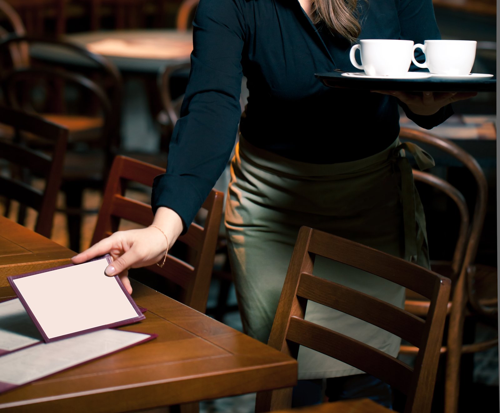 Une serveuse perd son emploi après avoir reçu un pourboire de 5600$