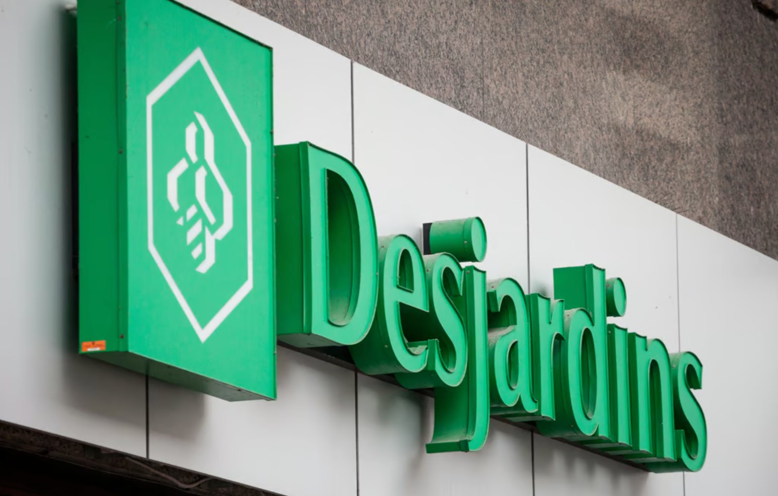 Les Québécois clients de Desjardins vont se partager plus de 400 millions de dollars 