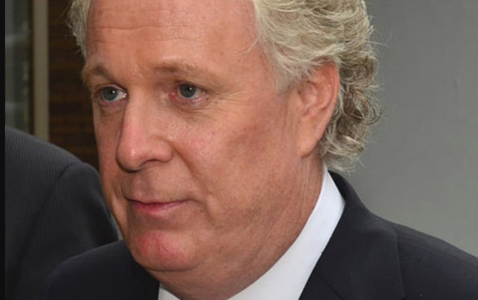 Jean Charest est ouvert à de nouveaux pipelines au Canada