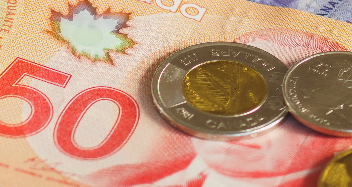 Portez une attention particulière lorsqu'on vous remet des pièces de 2$ dans les magasins 