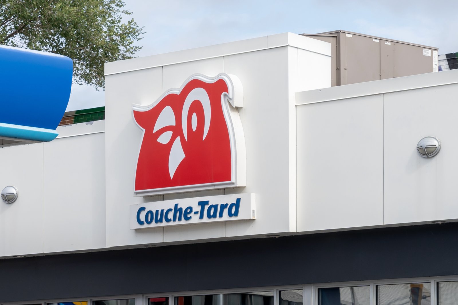 Couche-Tard offre un rabais sur l'essence aujourd'hui et c'est valide que 3 heures 