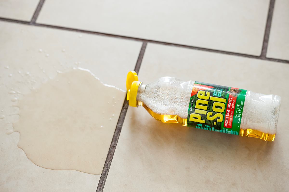 Plus de 7 millions de bouteilles de Pine Sol rappelées par la compagnie
