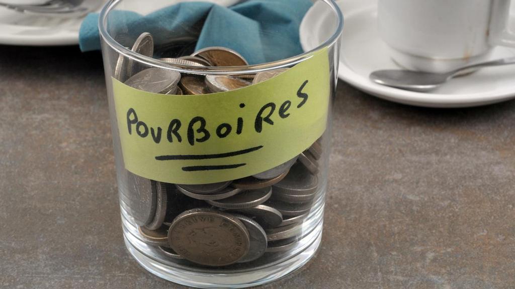 Une bonne majorité de Québécois voudraient qu'on abolisse les pourboires 