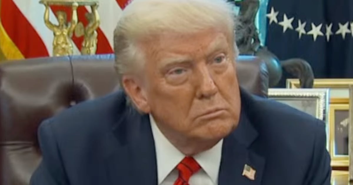 Donald Trump manque encore de respect au Canada lors d'un point de presse tendu