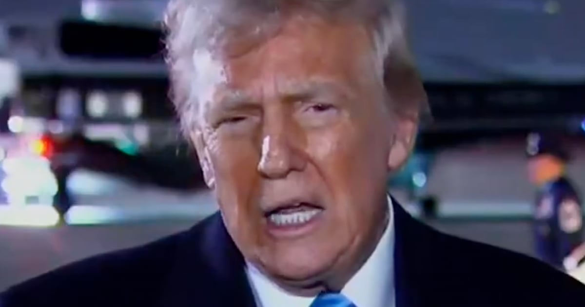 Donald Trump annonce qu'il va parler à Justin Trudeau et en profite pour menacer encore le Canada