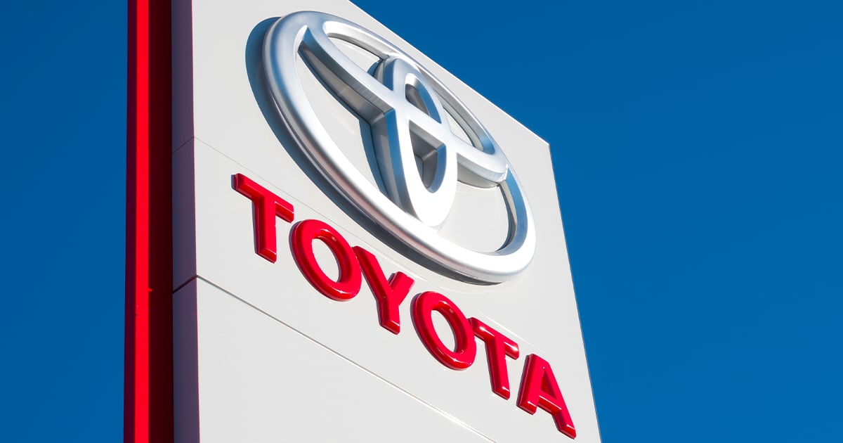 Toyota rappelle des centaines de milliers de véhicules car ils pourraient s'enflammer.
