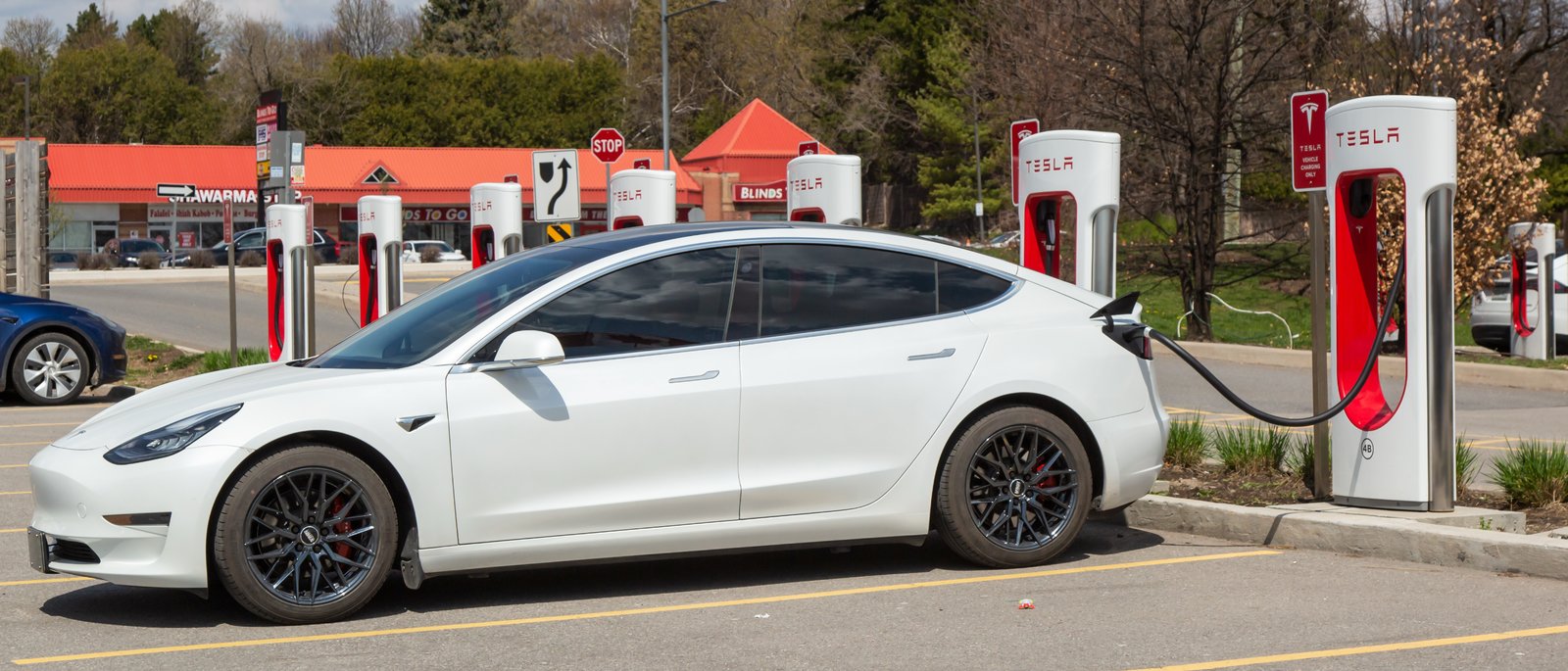La subvention pour les véhicules électriques sera bientôt réduite au Québec.