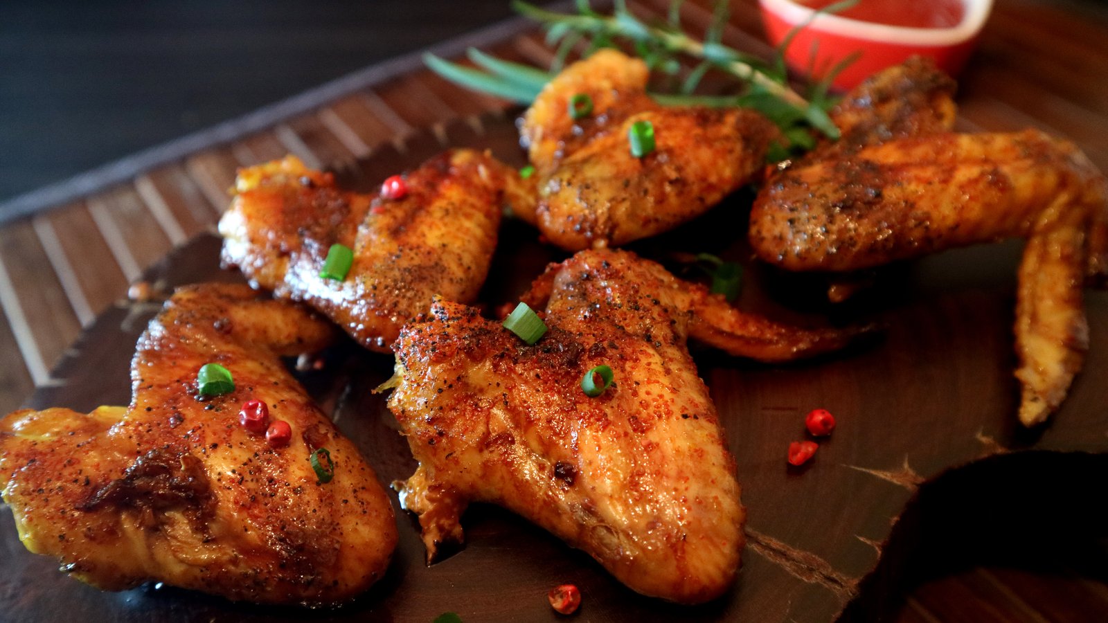 Voici dans quelle épicerie trouver les ailes de poulet les moins chères pour le Super Bowl