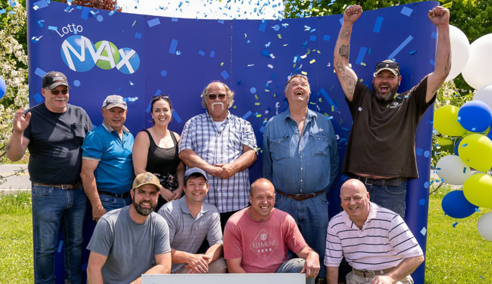 10 collègues de l'Estrie remportent un joli montant au Lotto Max.