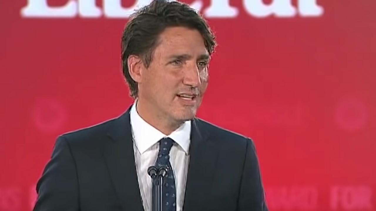Justin Trudeau révèle la date à laquelle vous recevrez le fameux chèque pour vous aider à payer l'épicerie