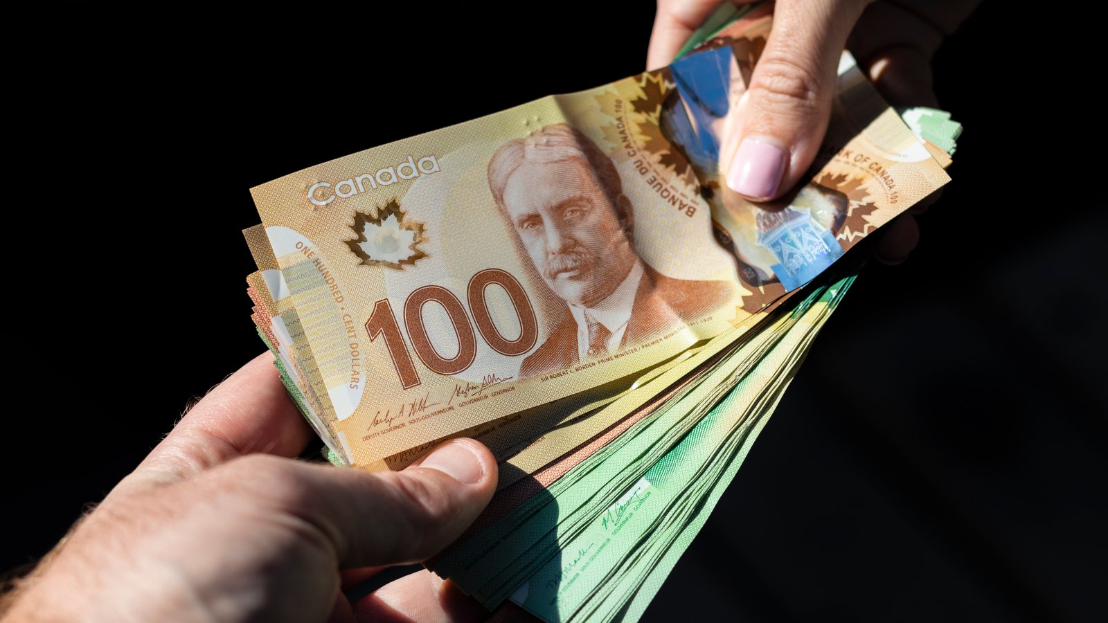 À la recherche d'un nouvel emploi? Voici 10 emplois qui ont subi une énorme hausse salariale