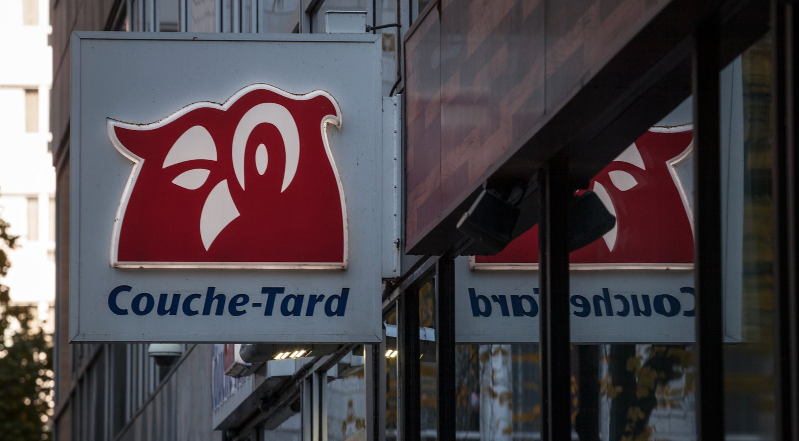 Couche-Tard dans l'eau chaude pour un important gaspillage de lait