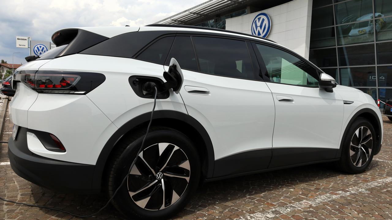 Une étude démontre que les voitures électriques seraient moins fiables que les voitures à essence.