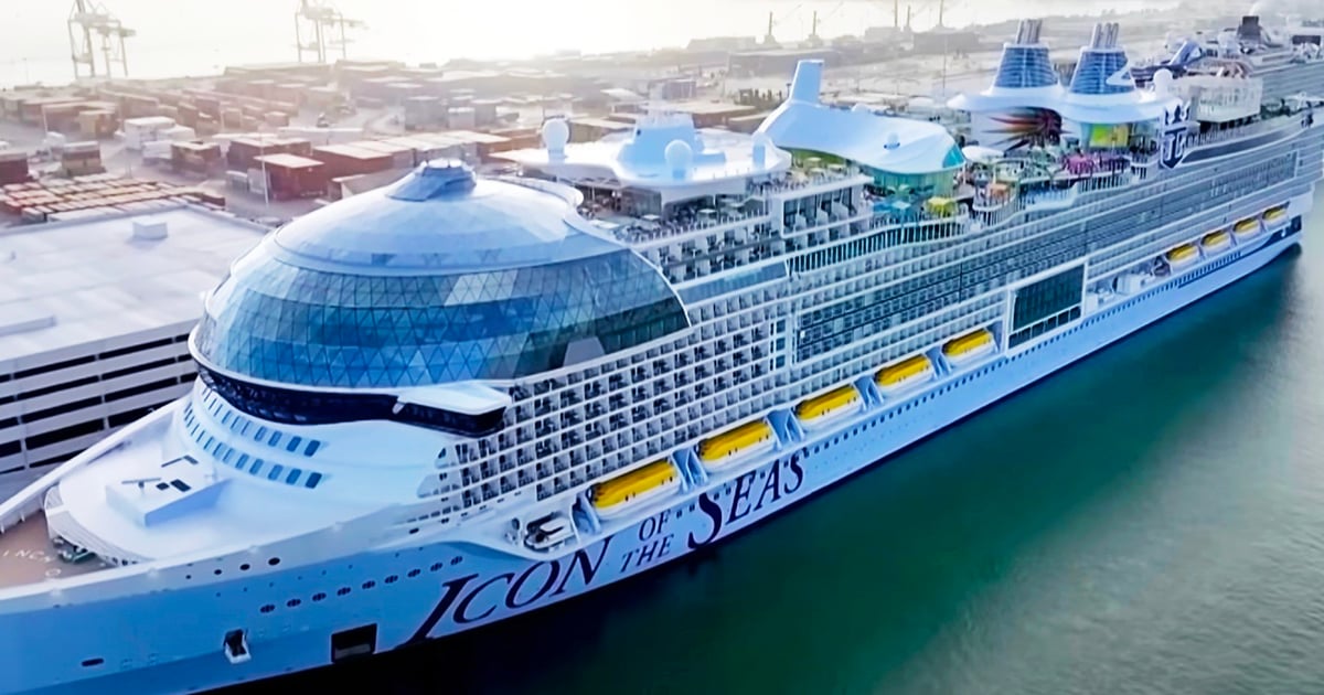 Le plus grand navire du monde a pris la mer pour sa première croisière
