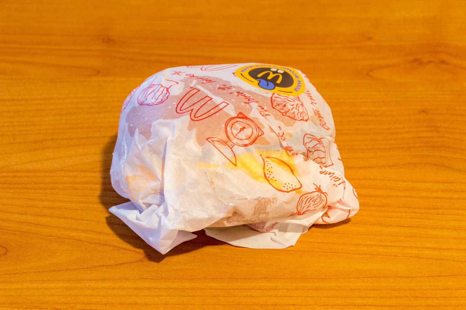 Il découvre des crottes de souris dans son cheeseburger à moitié mangé chez McDonald's