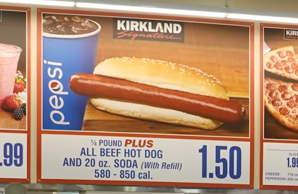 Le prix du hot-dog chez Costco restera à 1.50$ malgré l'inflation. 
