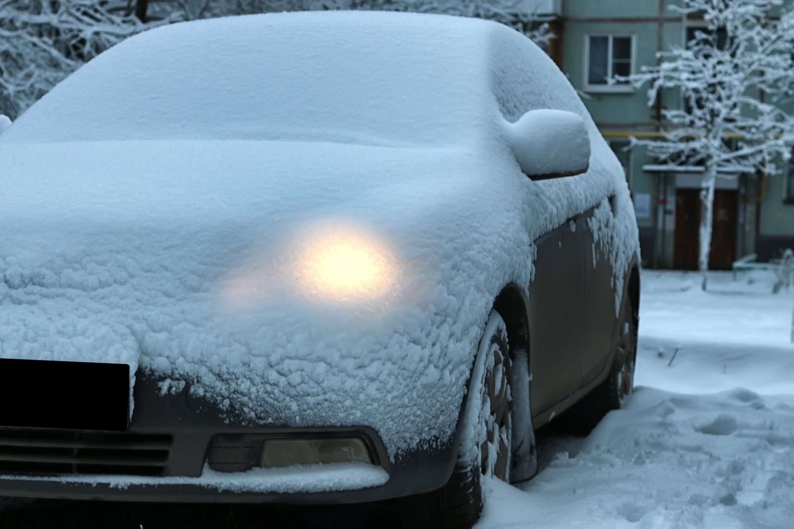 7 contraventions dont vous pourriez écoper au Québec cause de la neige cet hiver