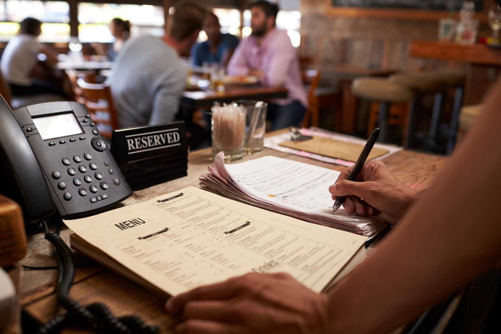 Bientôt un dépôt obligatoire avant de réserver au restaurant ? 