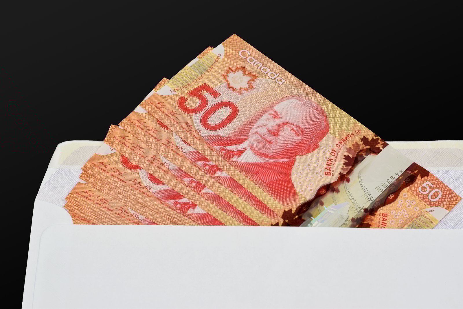 Le défi des 100 enveloppes, comment économiser 5 000$ en moins d'un an