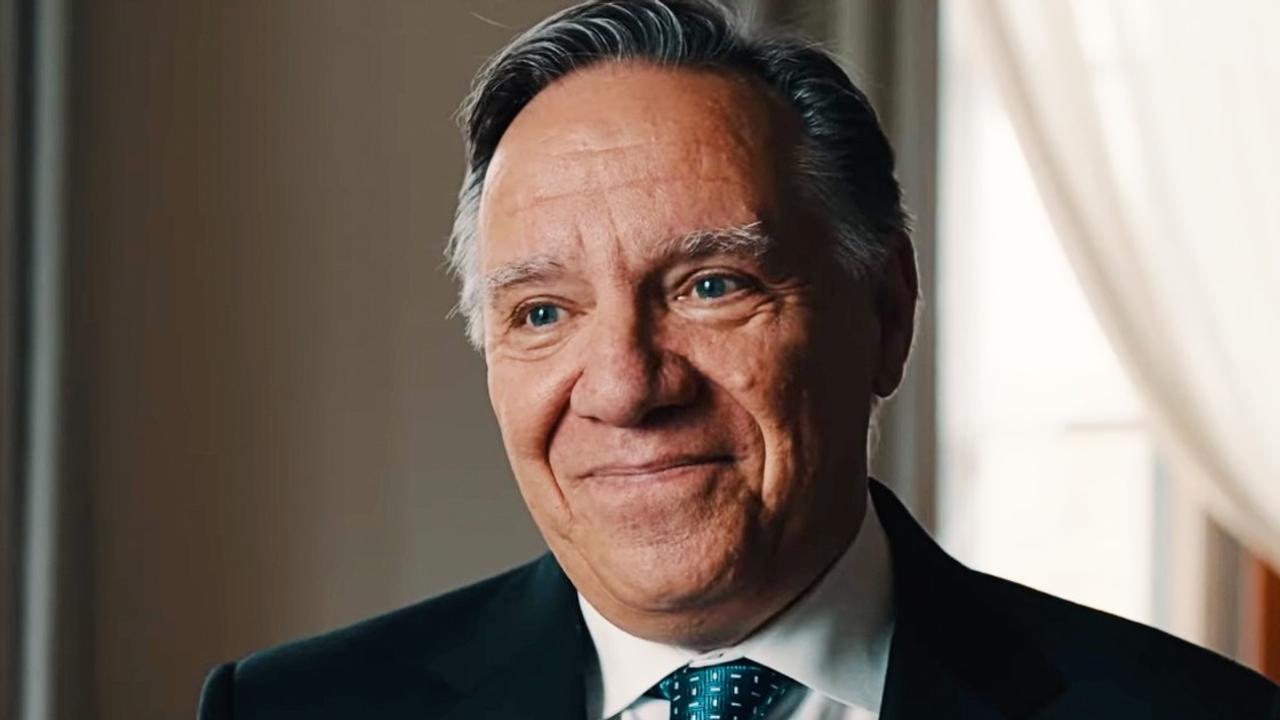 François Legault admet qu'il est difficile de vivre avec 18 $ l'heure