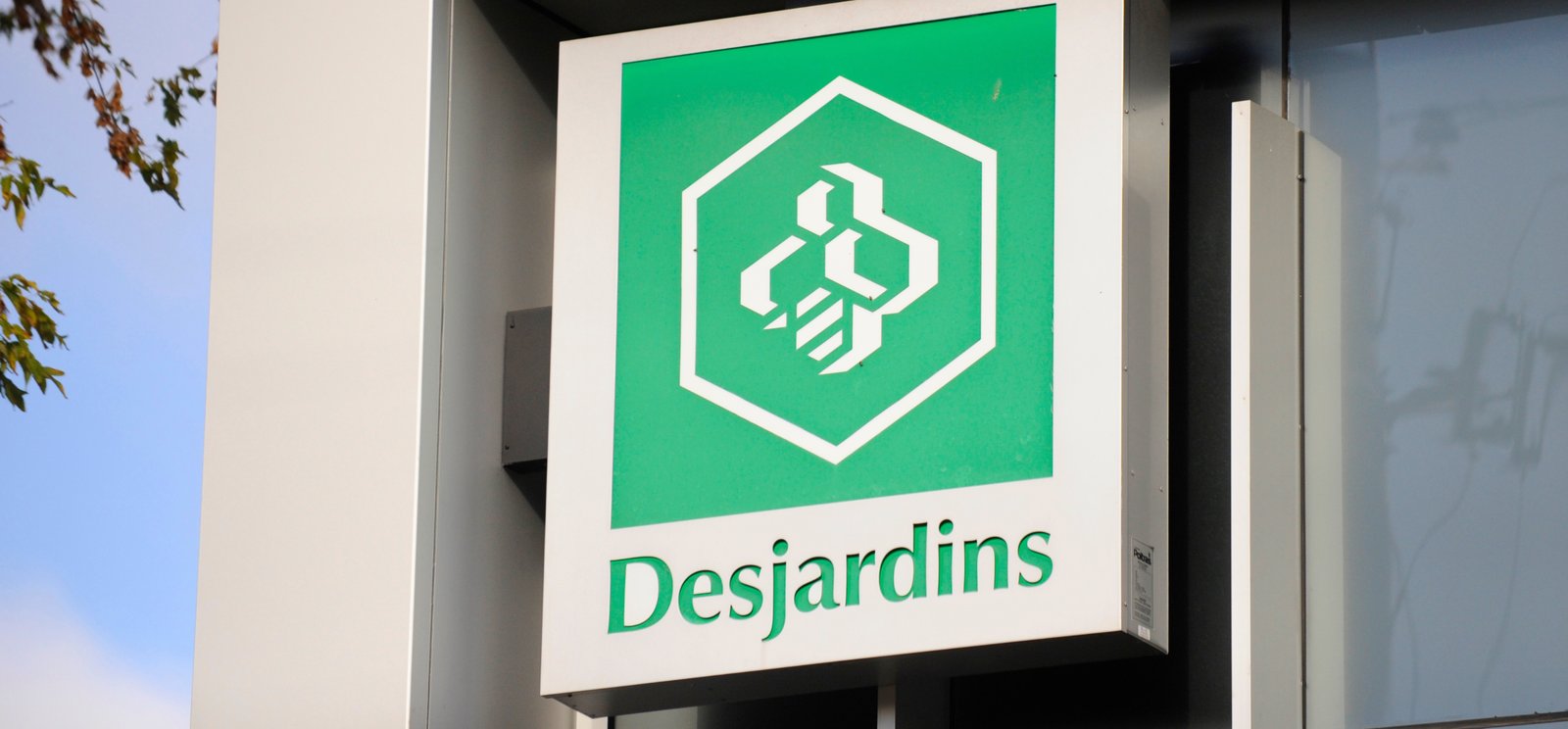 Desjardins brise finalement le silence concernant l'importante controverse  