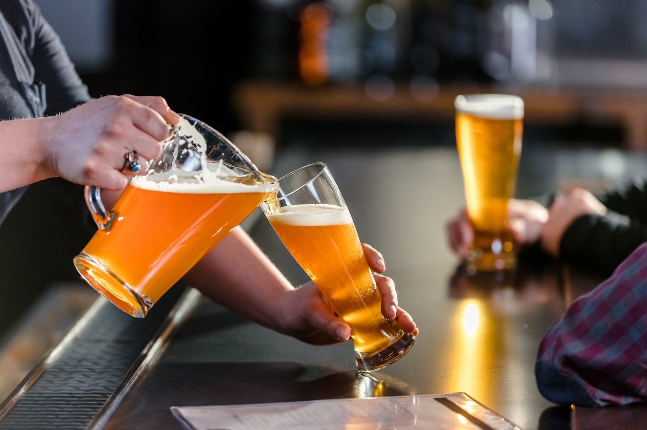 Les prix de l'alcool vont subir une forte hausse dans les restaurants 
