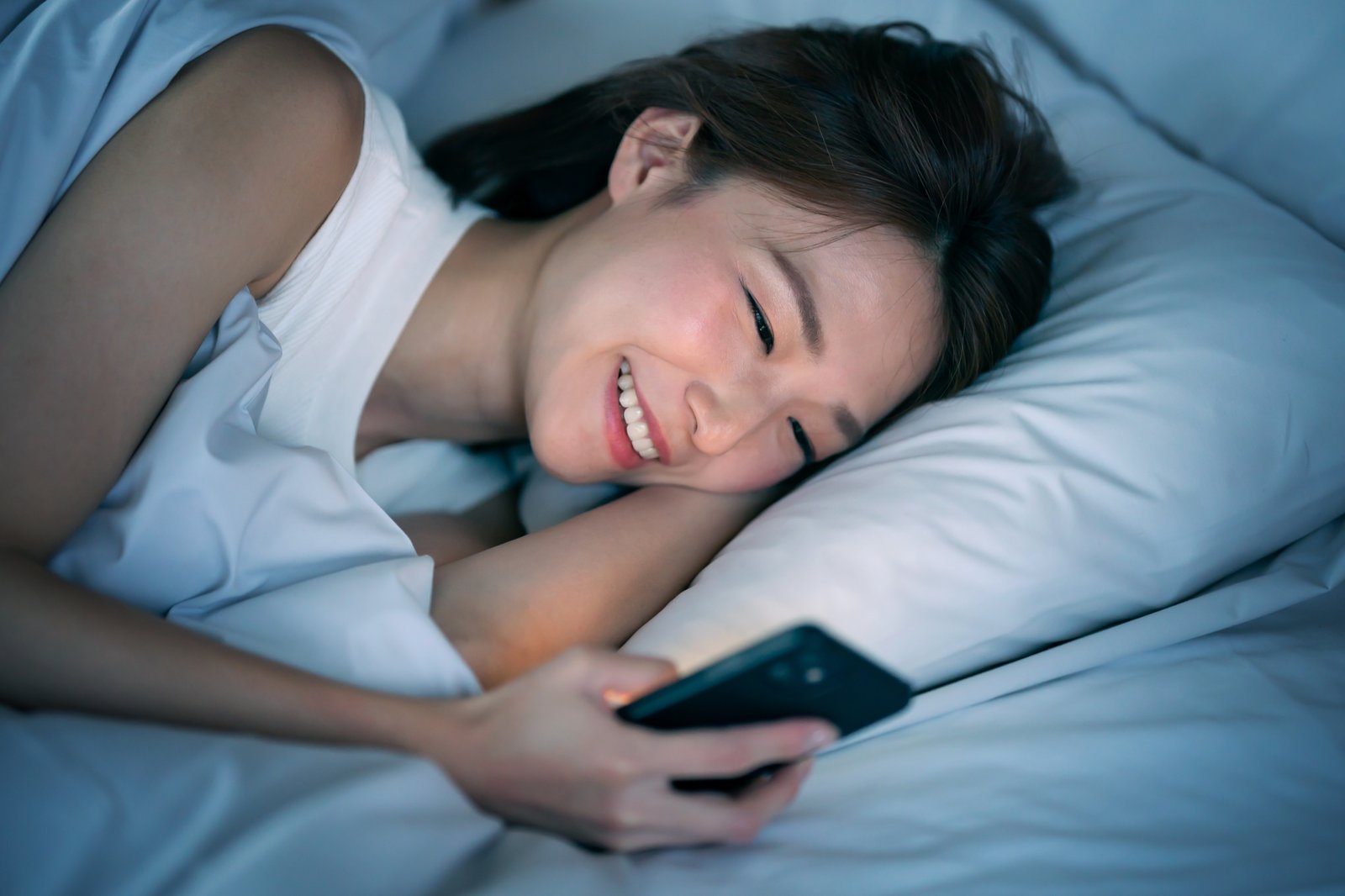 Apple lance un important avertissement aux gens qui dorment avec leur iPhone