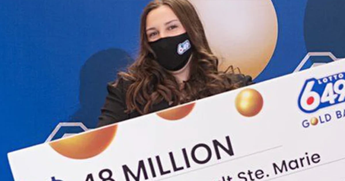 À 18 ans, elle gagne 48 millions de dollars après l'achat de son tout premier billet de loterie
