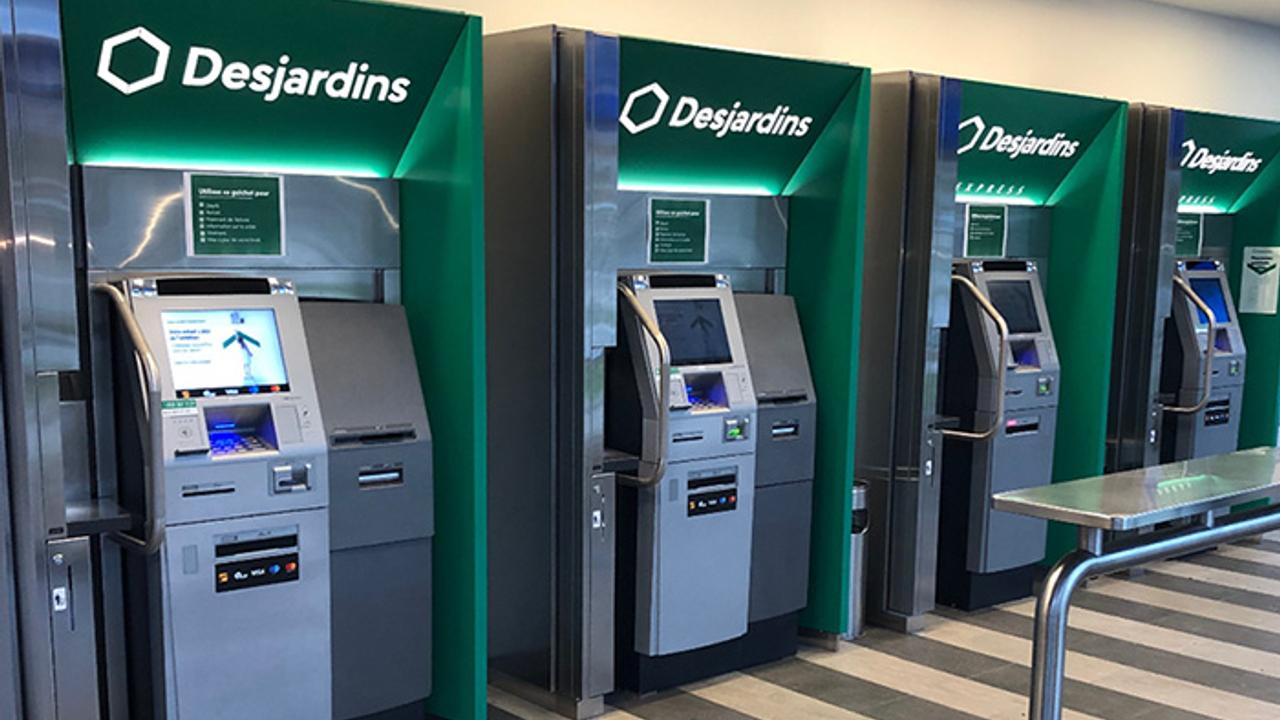 Le président du Mouvement Desjardins annonce d'autres fermetures de caisses et de guichets