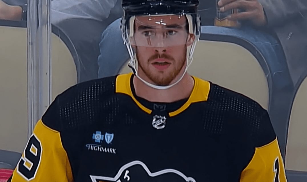 Reilly Smith reacts to rumours of him wanting out of Pittsburgh!