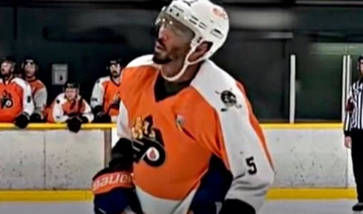 Evander Kane plays under provocative fake name in beer league!