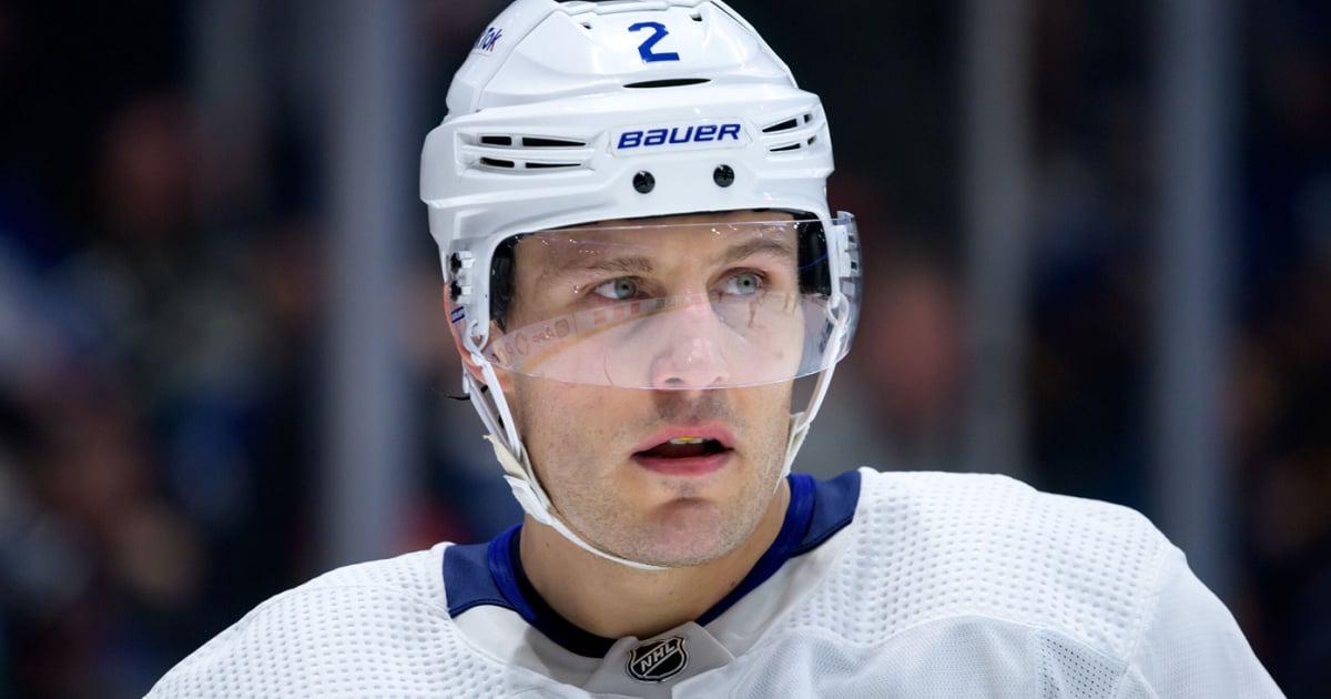 Luke Schenn snubs the Maple Leafs on Day 1 of Free Agency.