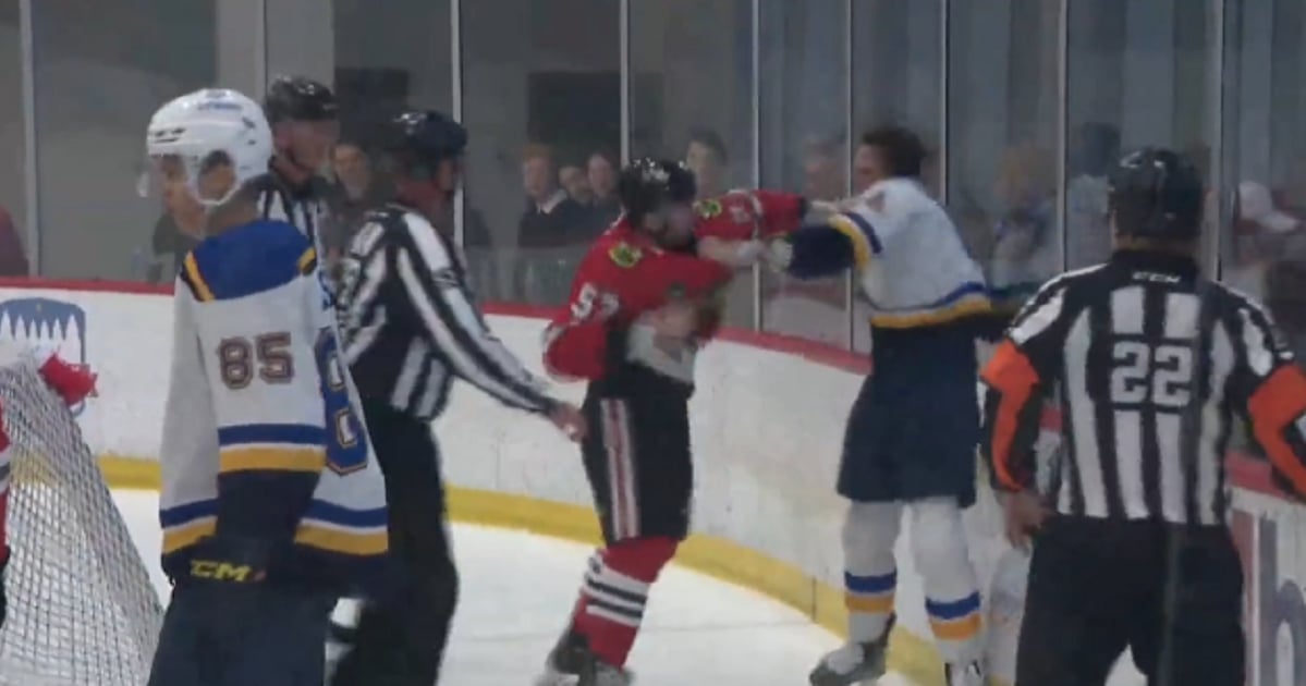 Blackhawks vs Blues turns ugly in the first period.