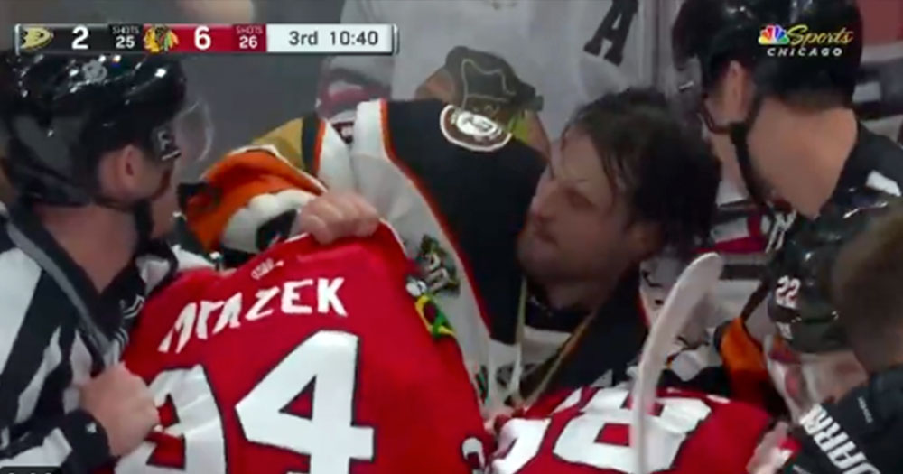 John Gibson ejected after line brawl in Chicago