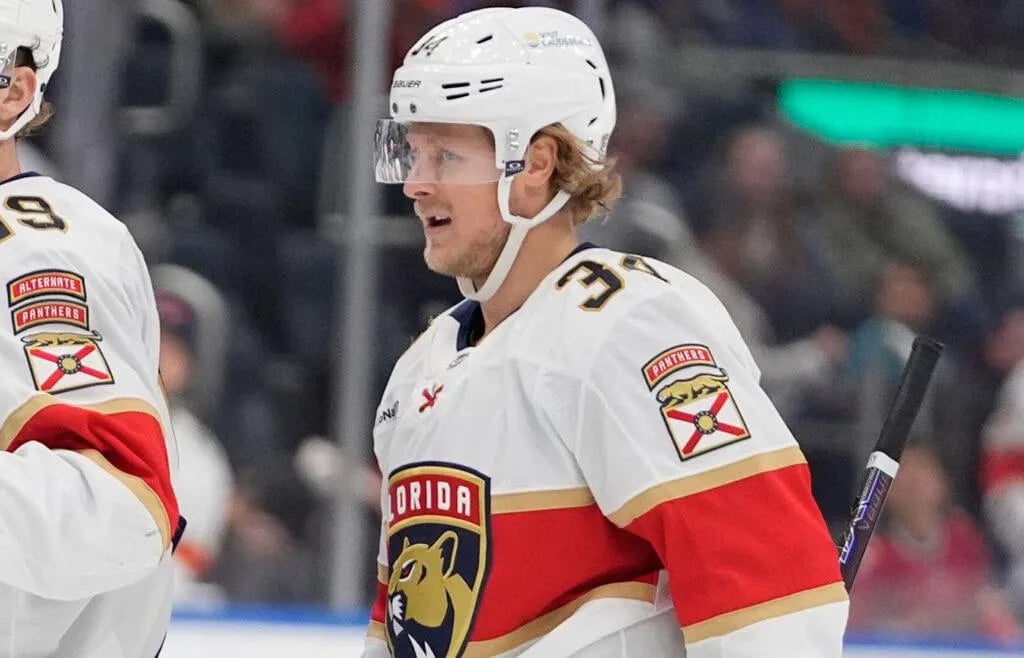Adam Boqvist gets claimed off waivers!